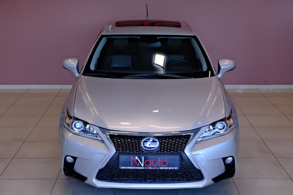 Продам Lexus CT 200h 2013 года в Одессе