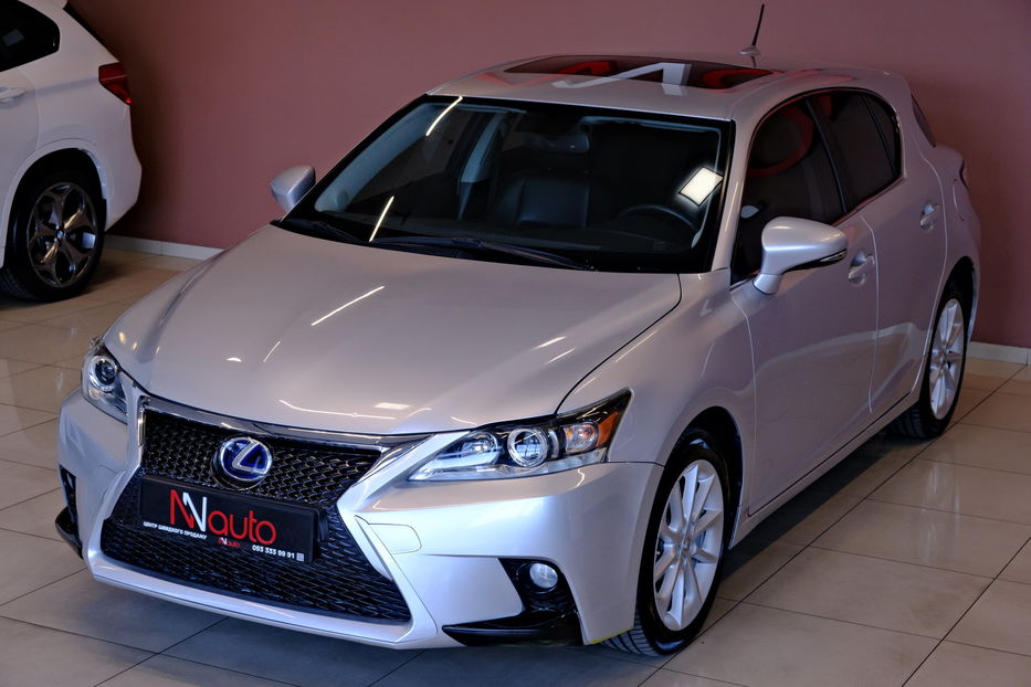 Продам Lexus CT 200h 2013 года в Одессе