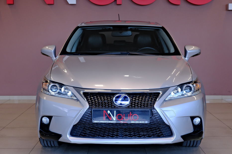 Продам Lexus CT 200h 2013 года в Одессе