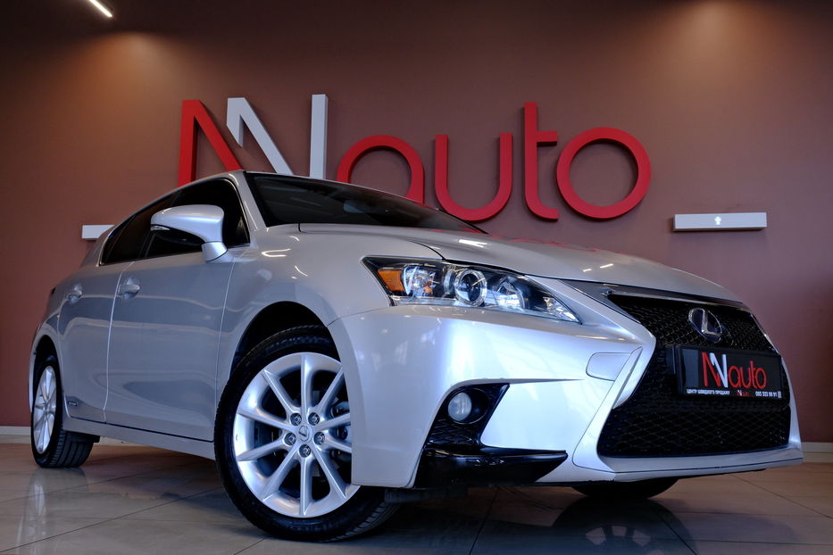 Продам Lexus CT 200h 2013 года в Одессе