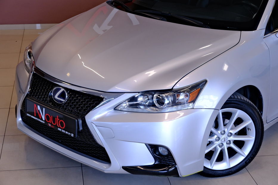 Продам Lexus CT 200h 2013 года в Одессе