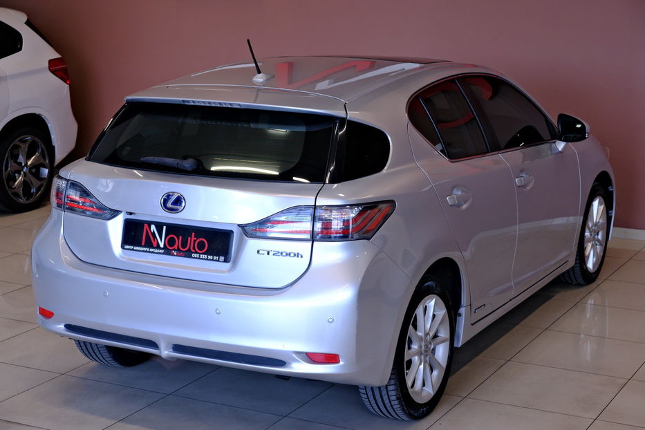 Продам Lexus CT 200h 2013 года в Одессе