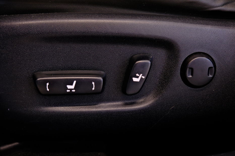 Продам Lexus CT 200h 2013 года в Одессе