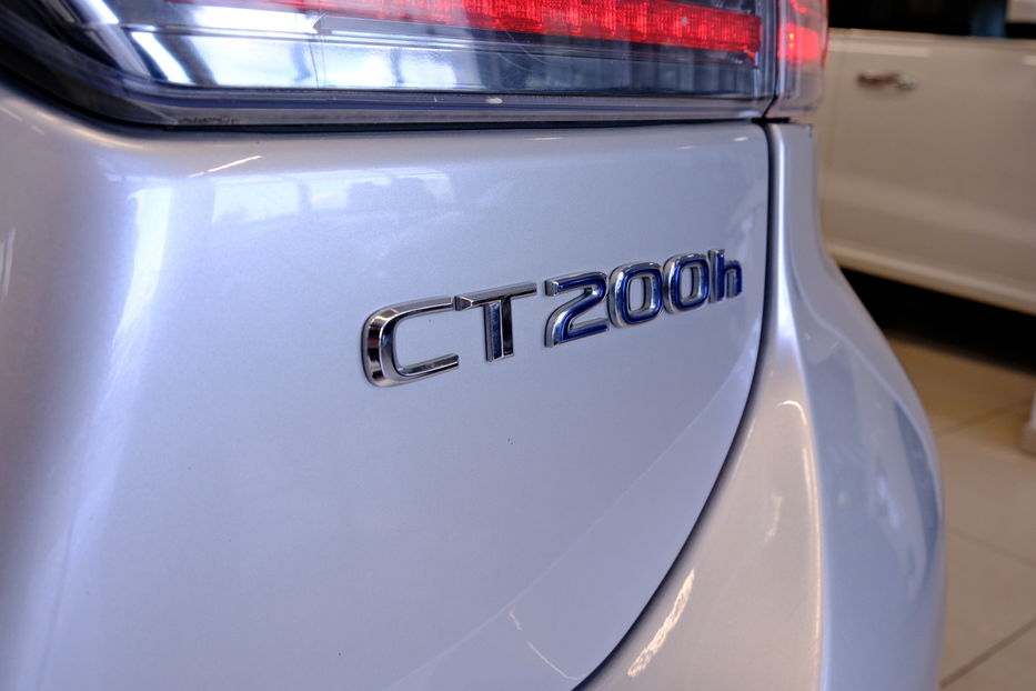 Продам Lexus CT 200h 2013 года в Одессе