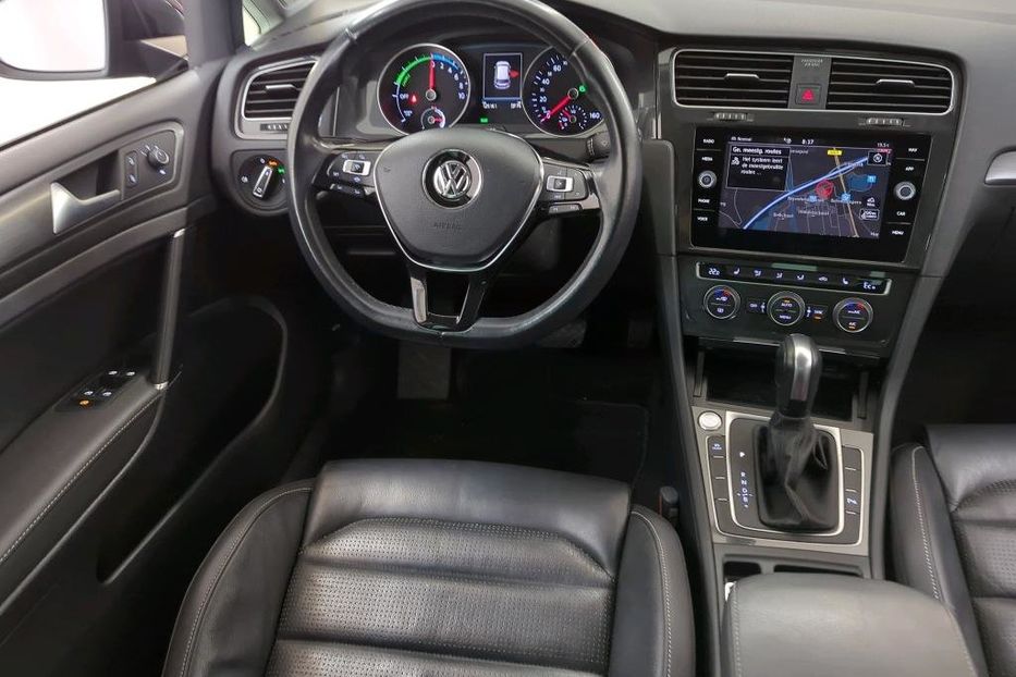 Продам Volkswagen e-Golf 36квт  авто в  2019 года в Львове