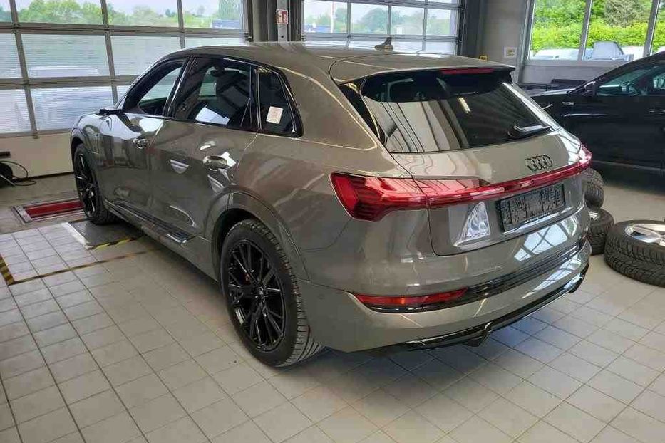 Продам Audi E-Tron 95квт авто в дорозі 2022 года в Львове