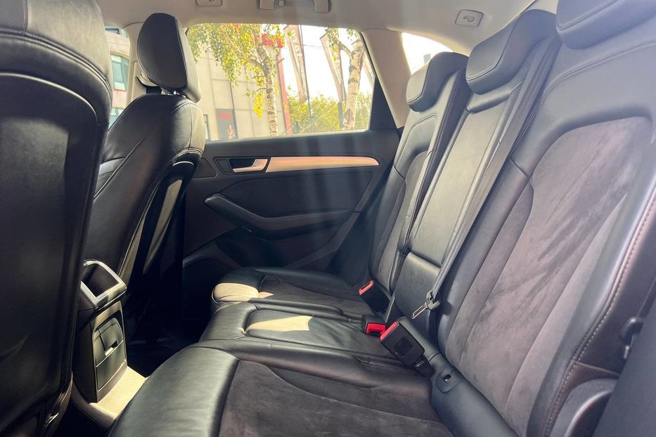 Продам Audi Q5 2013 года в Черновцах