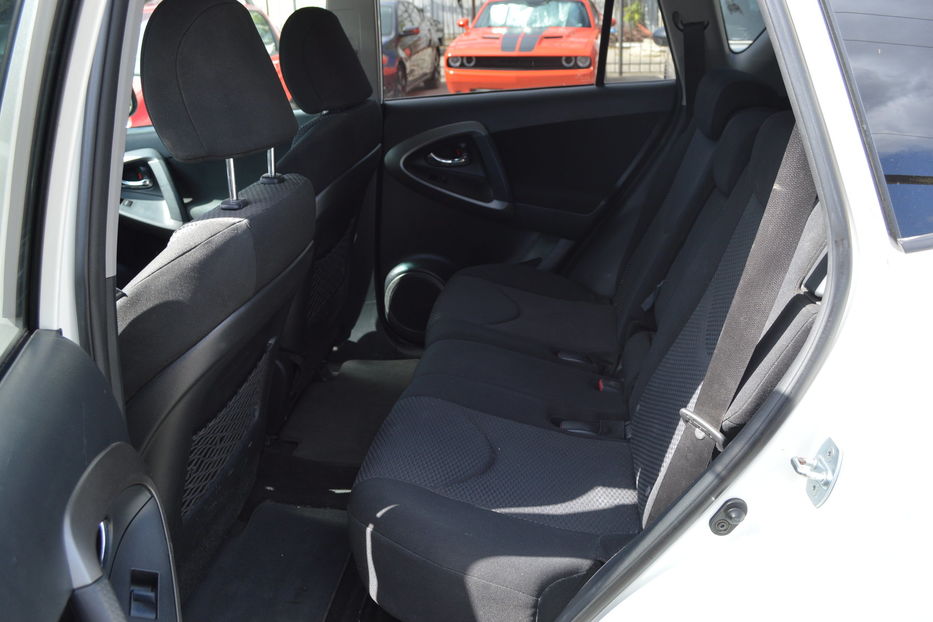 Продам Toyota Rav 4 2010 года в Одессе