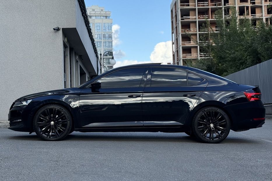 Продам Skoda Superb DSG 4x4 Laurin & Klement 2020 года в Киеве