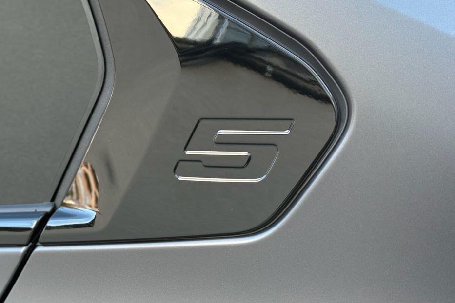Продам BMW M5 I5 M60 2023 года в Киеве