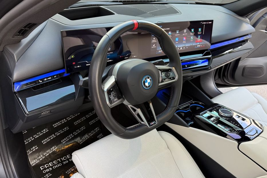 Продам BMW M5 I5 M60 2023 года в Киеве