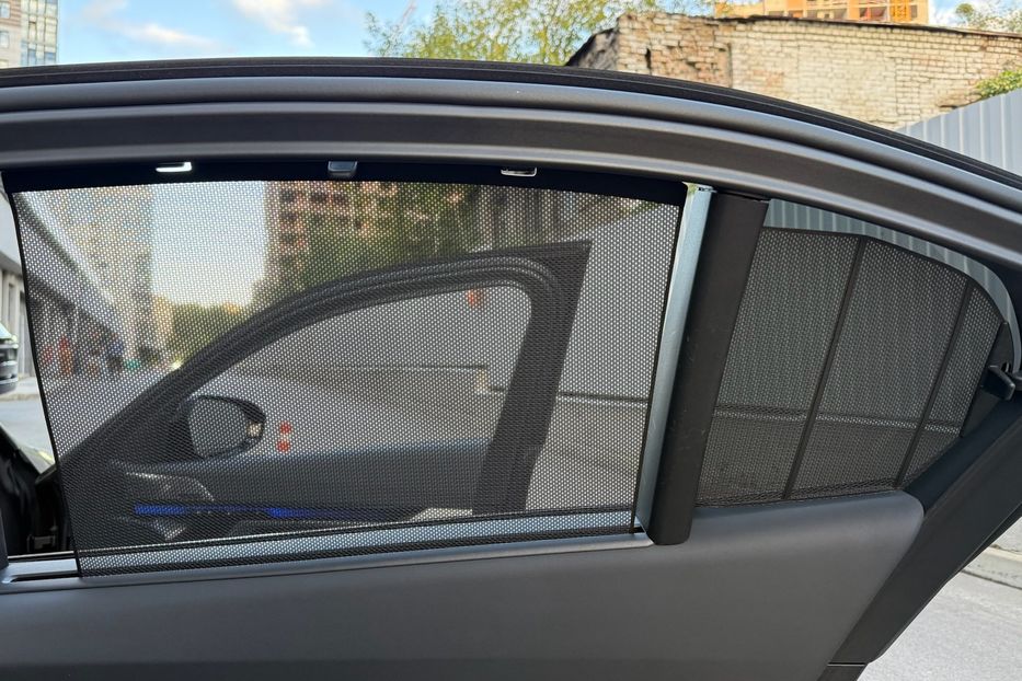 Продам BMW M5 I5 M60 2023 года в Киеве