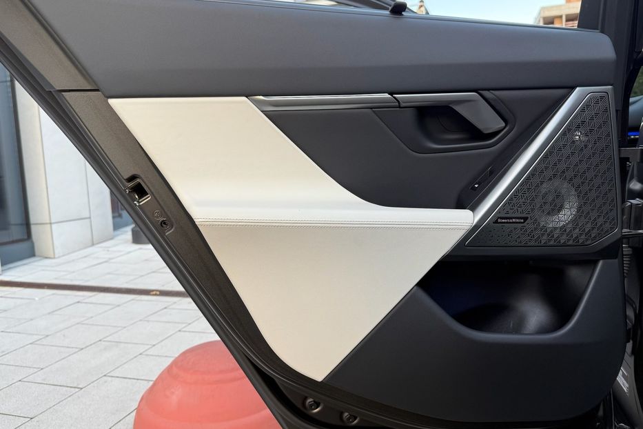 Продам BMW M5 I5 M60 2023 года в Киеве