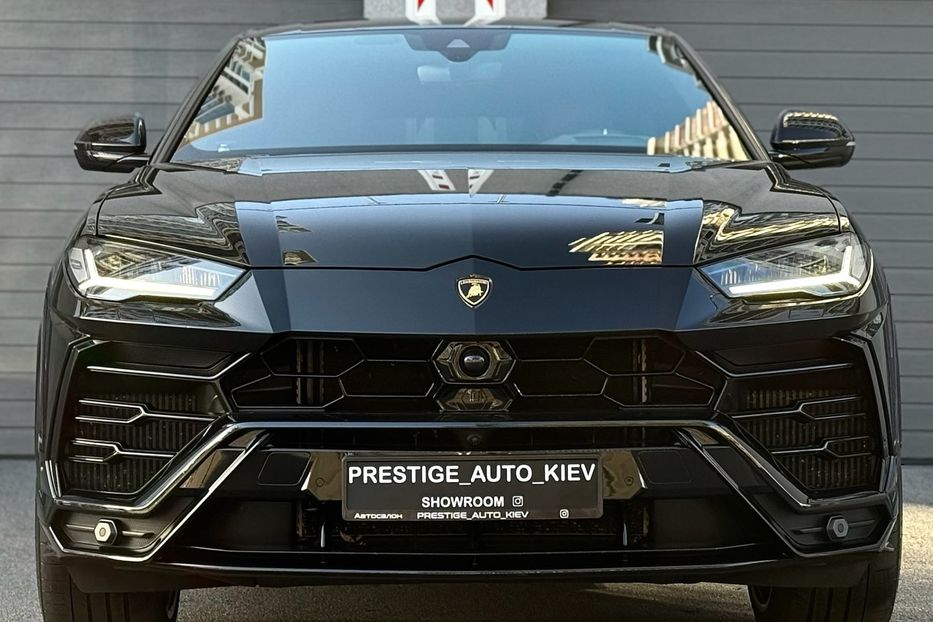 Продам Lamborghini Urus 2020 года в Киеве