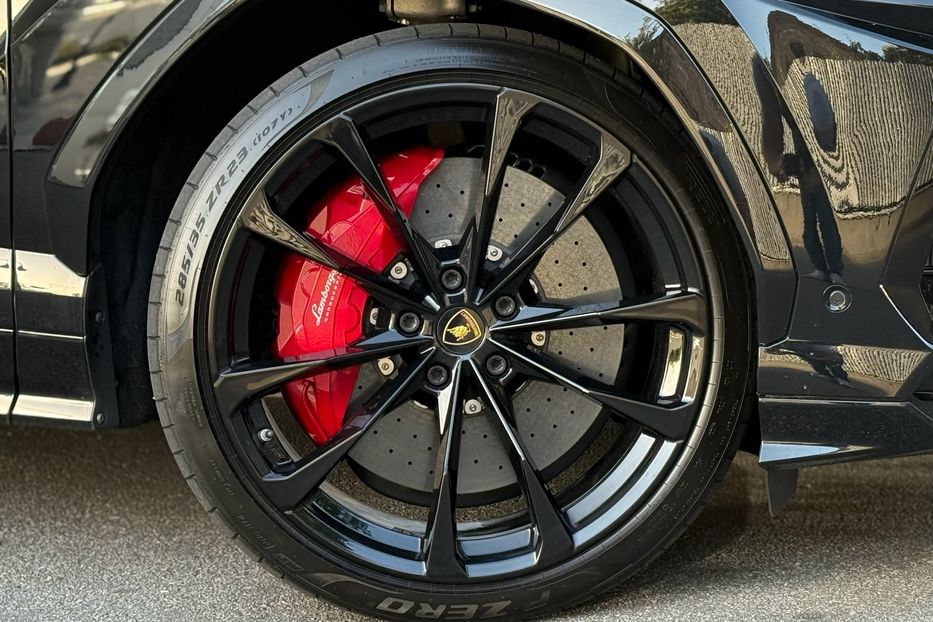 Продам Lamborghini Urus 2020 года в Киеве