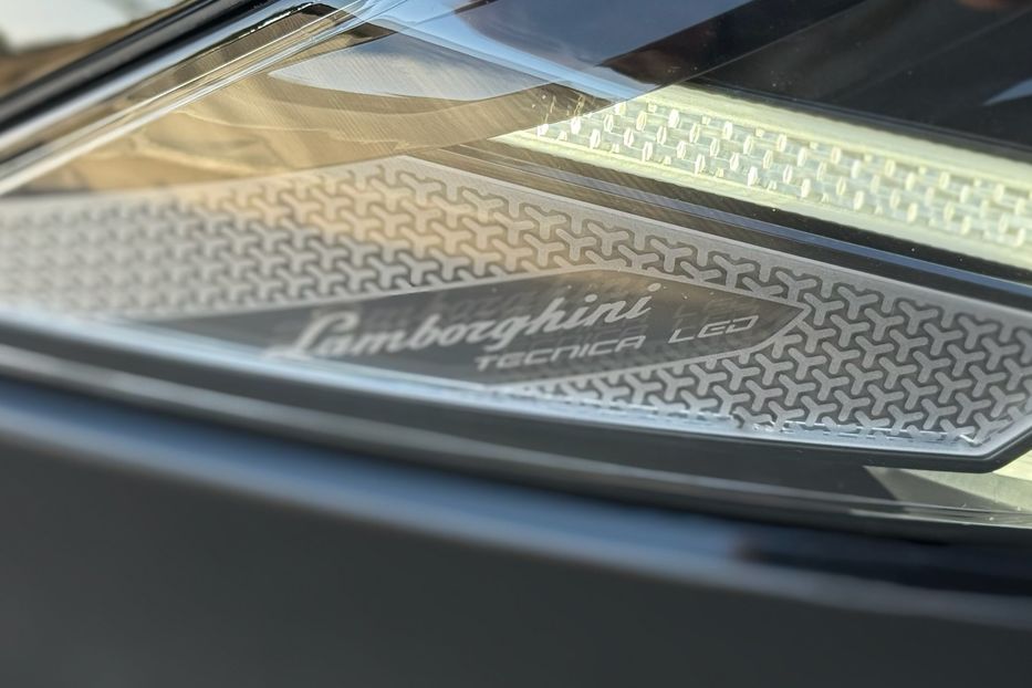 Продам Lamborghini Urus 2020 года в Киеве