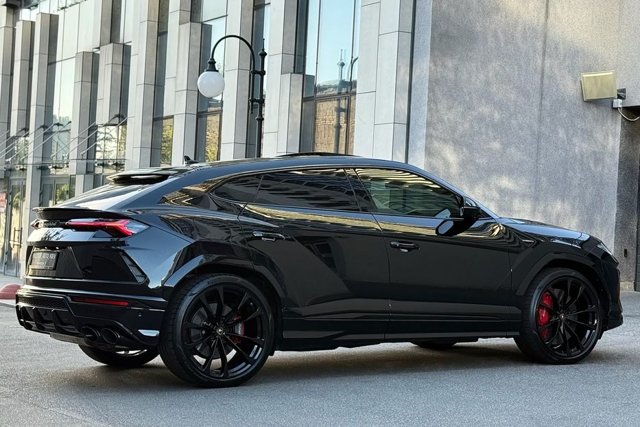 Продам Lamborghini Urus 2020 года в Киеве