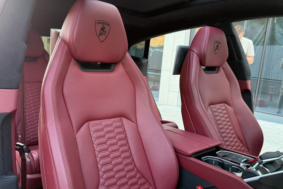 Продам Lamborghini Urus 2020 года в Киеве