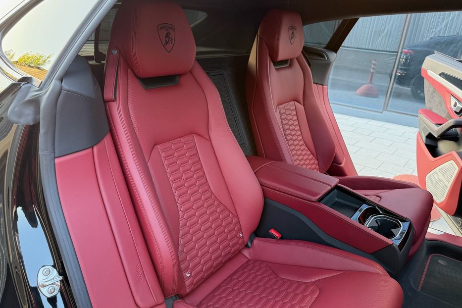 Продам Lamborghini Urus 2020 года в Киеве