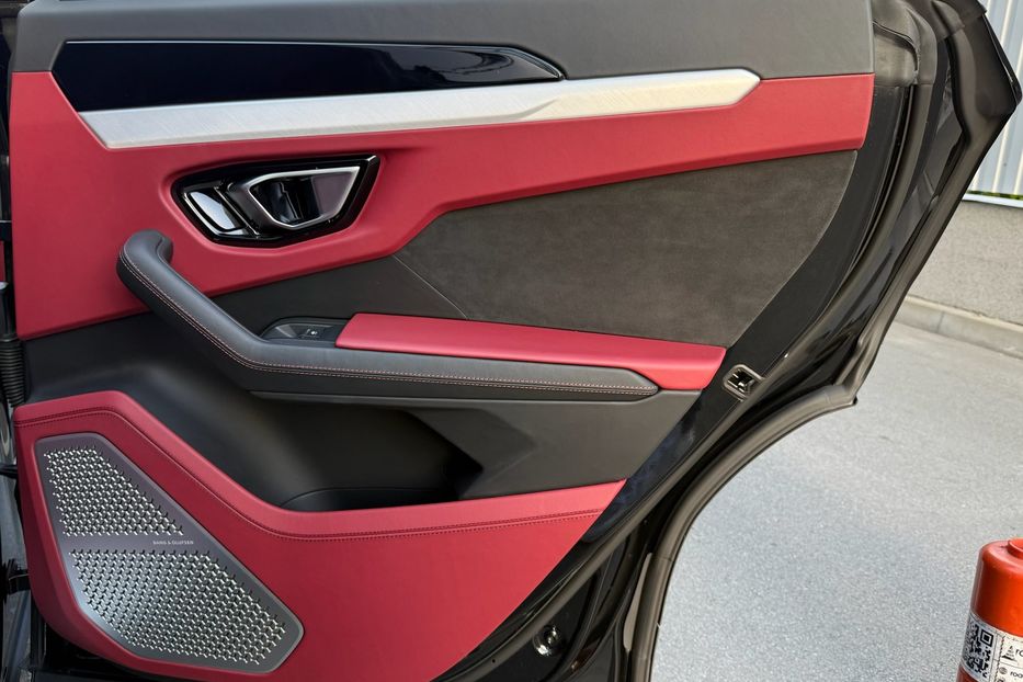 Продам Lamborghini Urus 2020 года в Киеве
