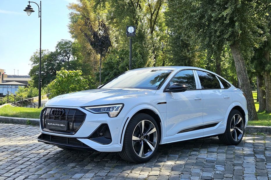 Продам Audi E-Tron S Sportback 2022 года в Киеве