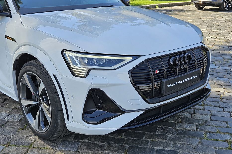 Продам Audi E-Tron S Sportback 2022 года в Киеве