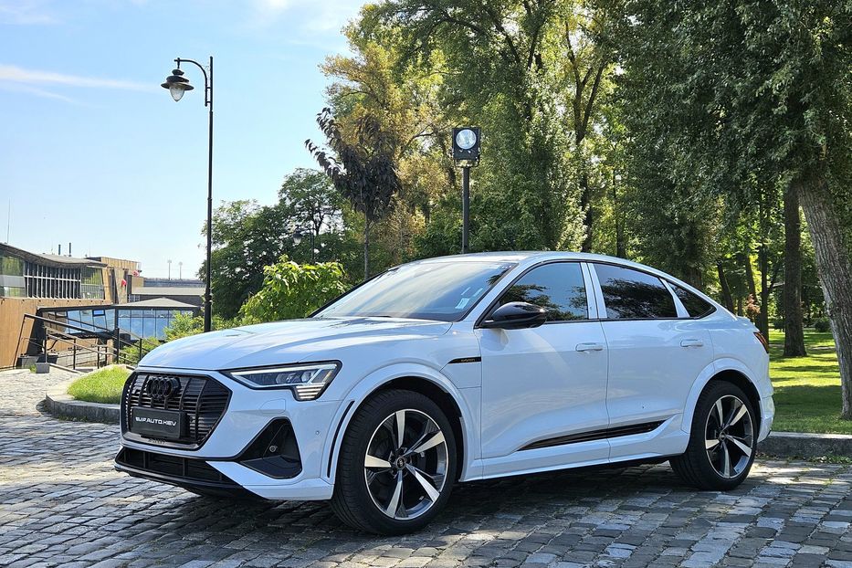 Продам Audi E-Tron S Sportback 2022 года в Киеве