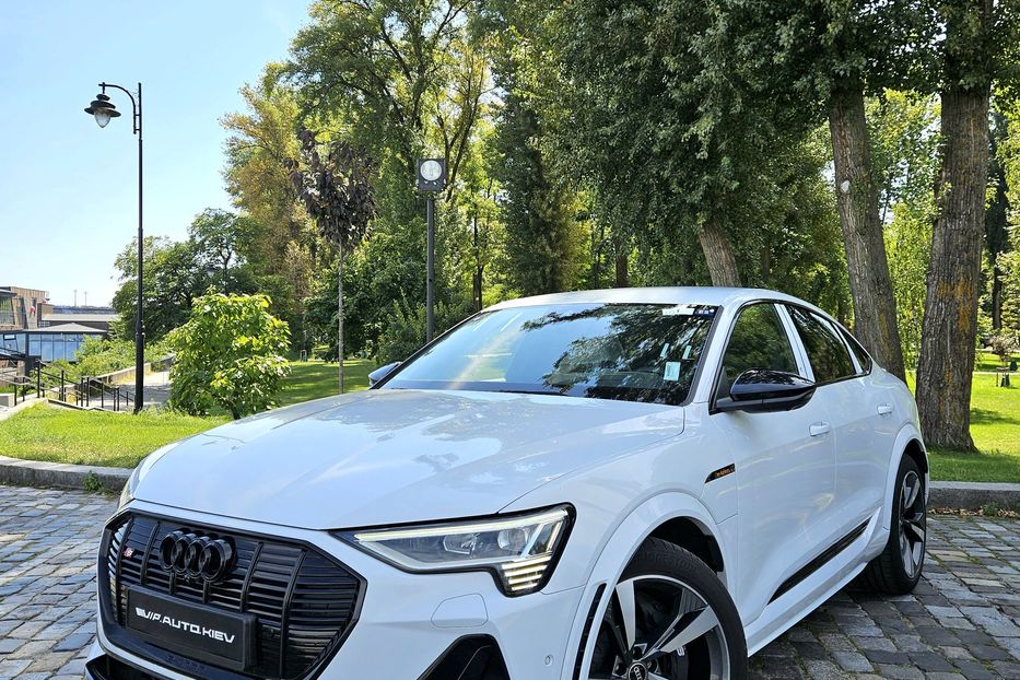 Продам Audi E-Tron S Sportback 2022 года в Киеве