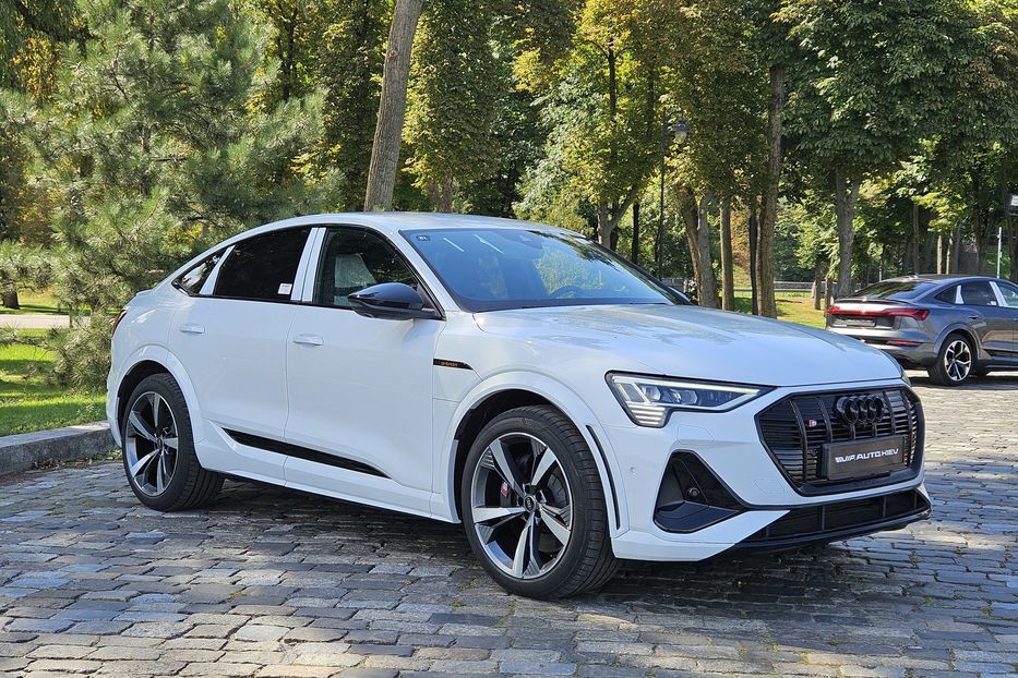 Продам Audi E-Tron S Sportback 2022 года в Киеве