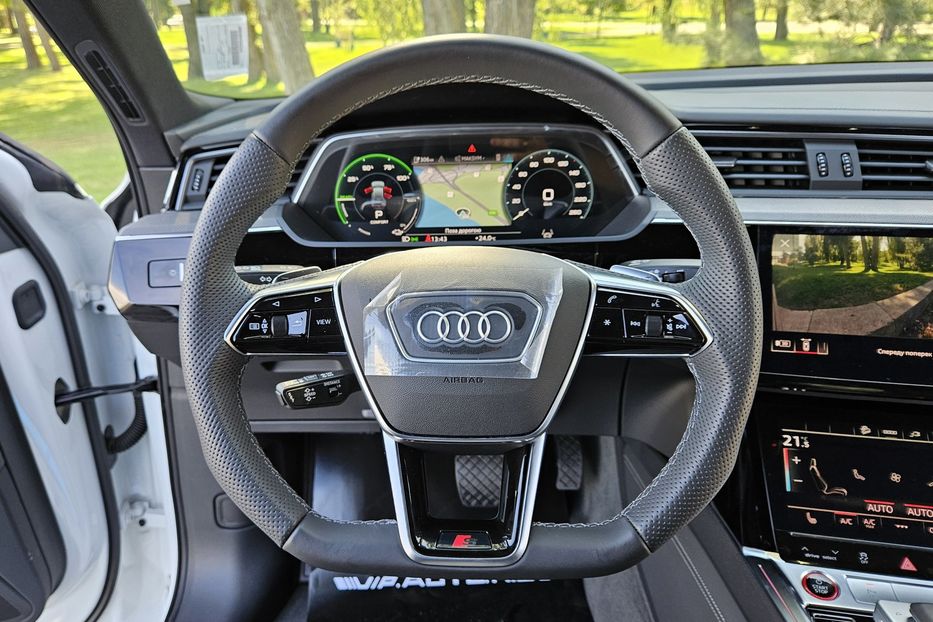 Продам Audi E-Tron S Sportback 2022 года в Киеве