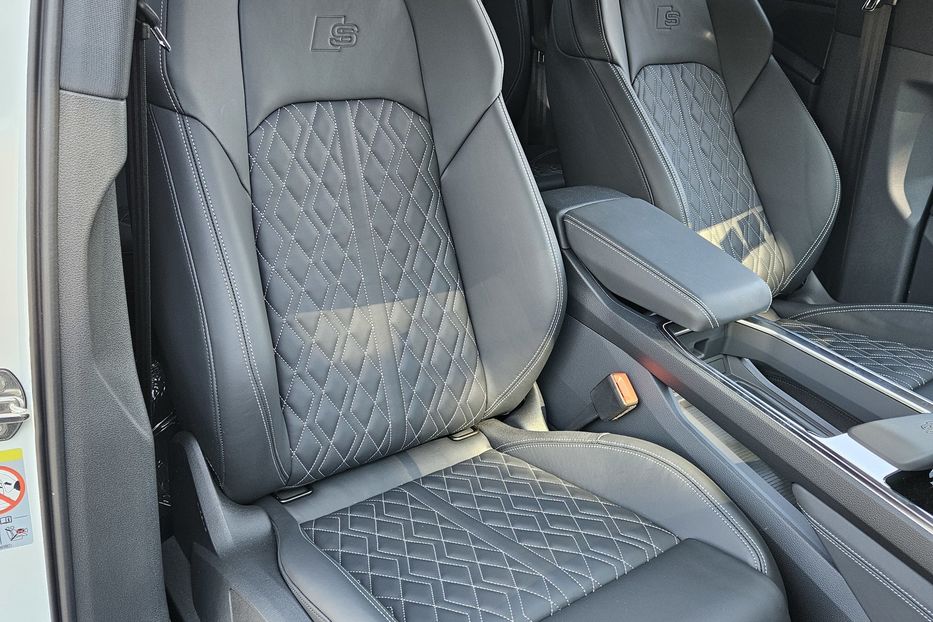 Продам Audi E-Tron S Sportback 2022 года в Киеве