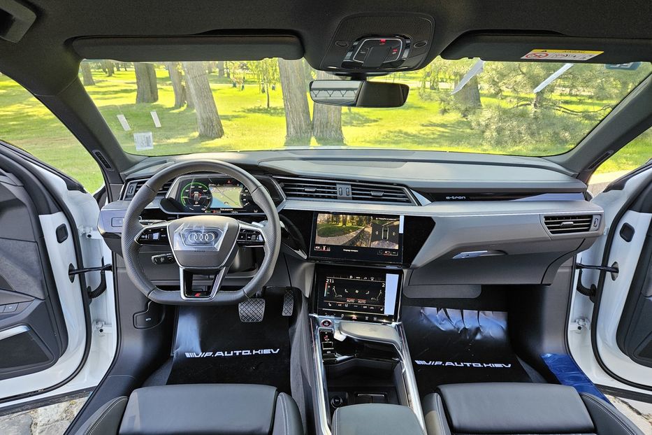 Продам Audi E-Tron S Sportback 2022 года в Киеве