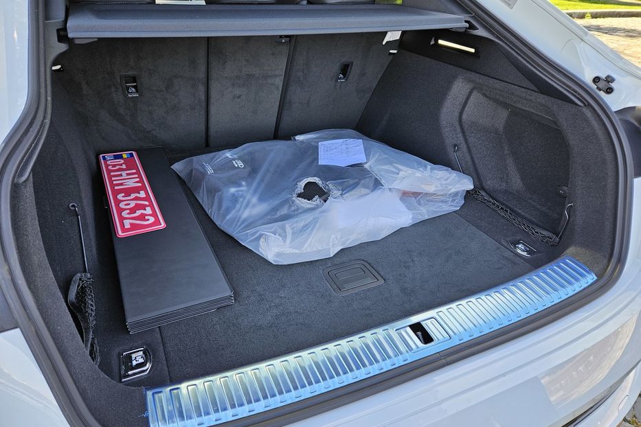 Продам Audi E-Tron S Sportback 2022 года в Киеве