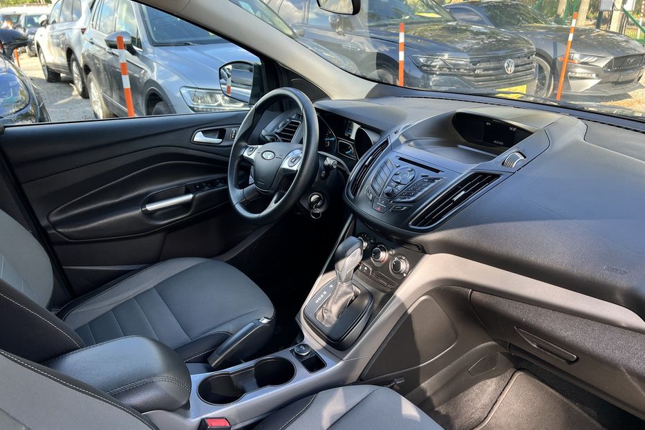 Продам Ford Escape (COMIS) 2015 года в г. Умань, Черкасская область