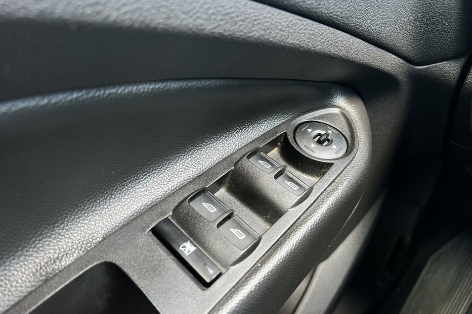 Продам Ford Escape (COMIS) 2015 года в г. Умань, Черкасская область