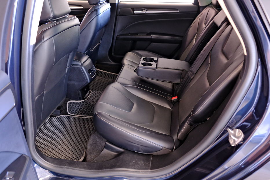 Продам Ford Fusion Plug-in Hybrid 2020 года в Одессе