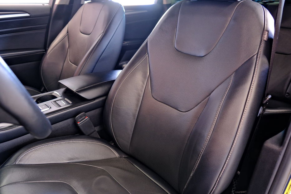 Продам Ford Fusion Plug-in Hybrid 2020 года в Одессе