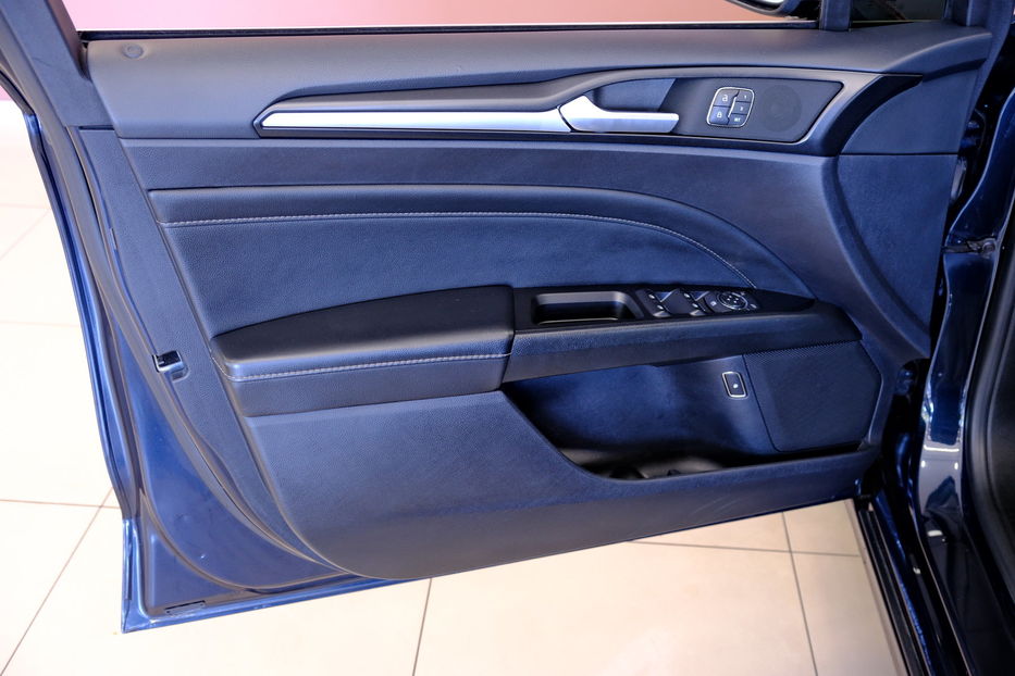 Продам Ford Fusion Plug-in Hybrid 2020 года в Одессе