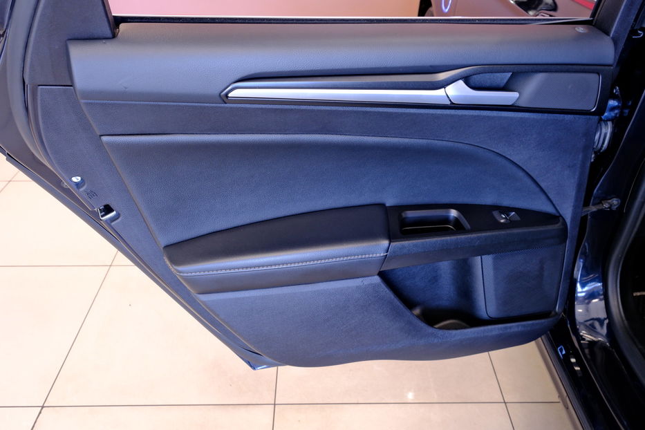 Продам Ford Fusion Plug-in Hybrid 2020 года в Одессе