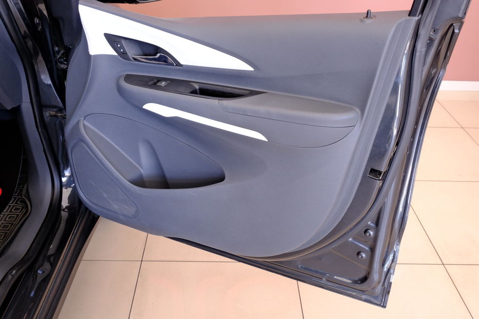 Продам Chevrolet Bolt 2018 года в Одессе