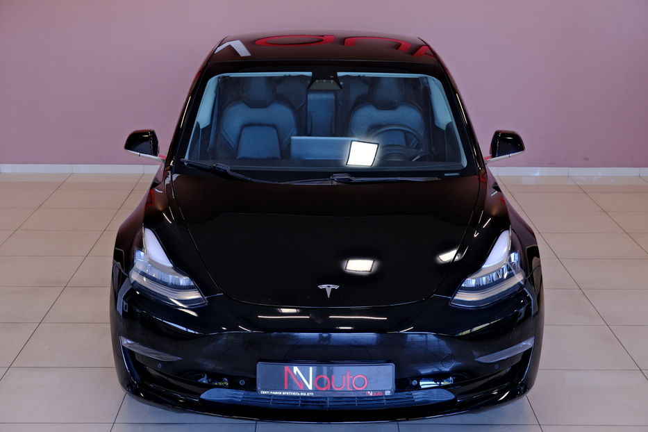 Продам Tesla Model 3 2019 года в Одессе