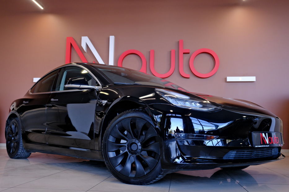 Продам Tesla Model 3 2019 года в Одессе