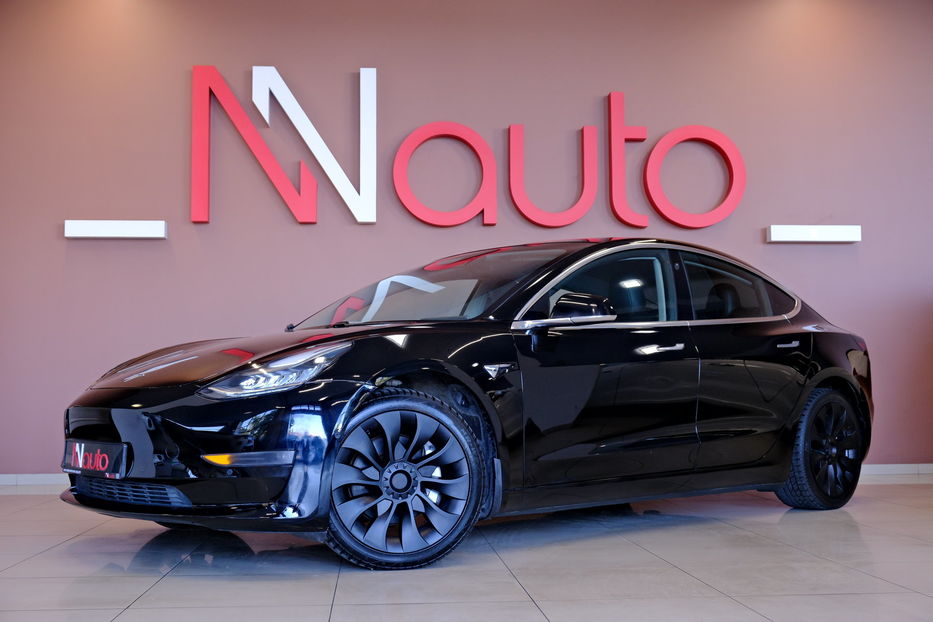 Продам Tesla Model 3 2019 года в Одессе