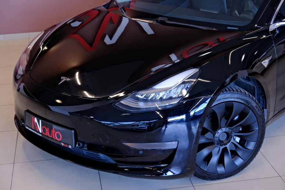 Продам Tesla Model 3 2019 года в Одессе