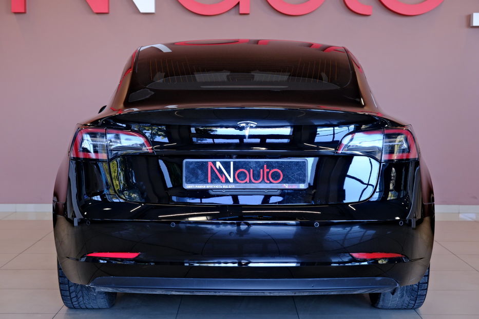 Продам Tesla Model 3 2019 года в Одессе