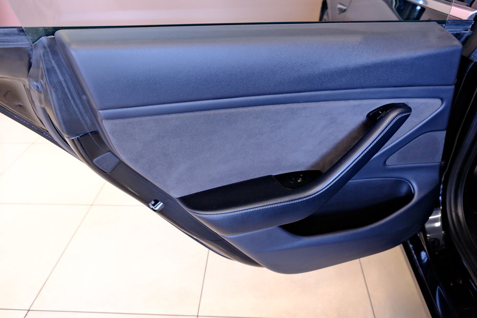 Продам Tesla Model 3 2019 года в Одессе