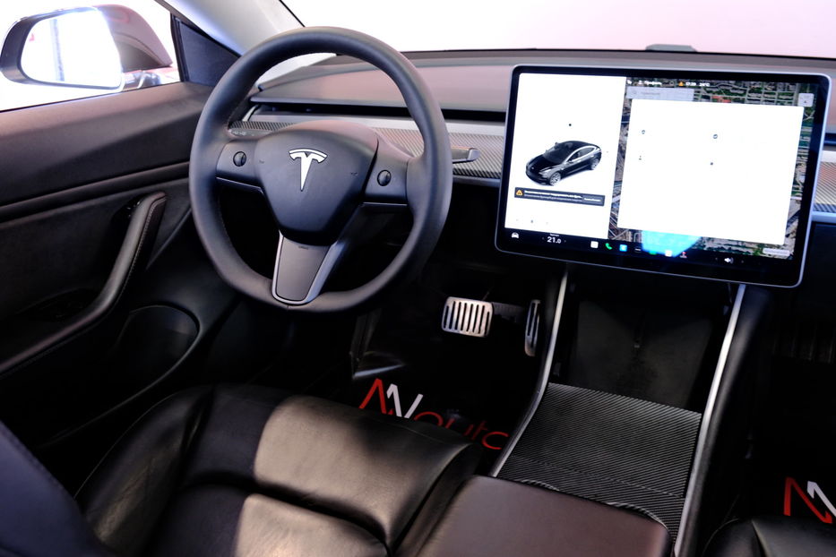 Продам Tesla Model 3 2019 года в Одессе
