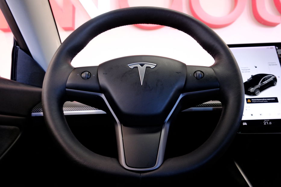 Продам Tesla Model 3 2019 года в Одессе