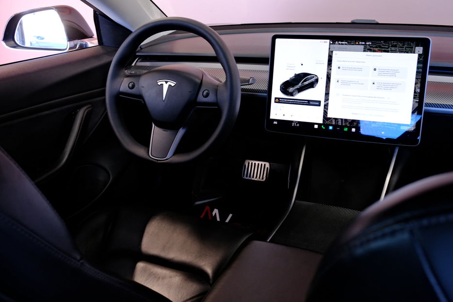 Продам Tesla Model 3 2019 года в Одессе