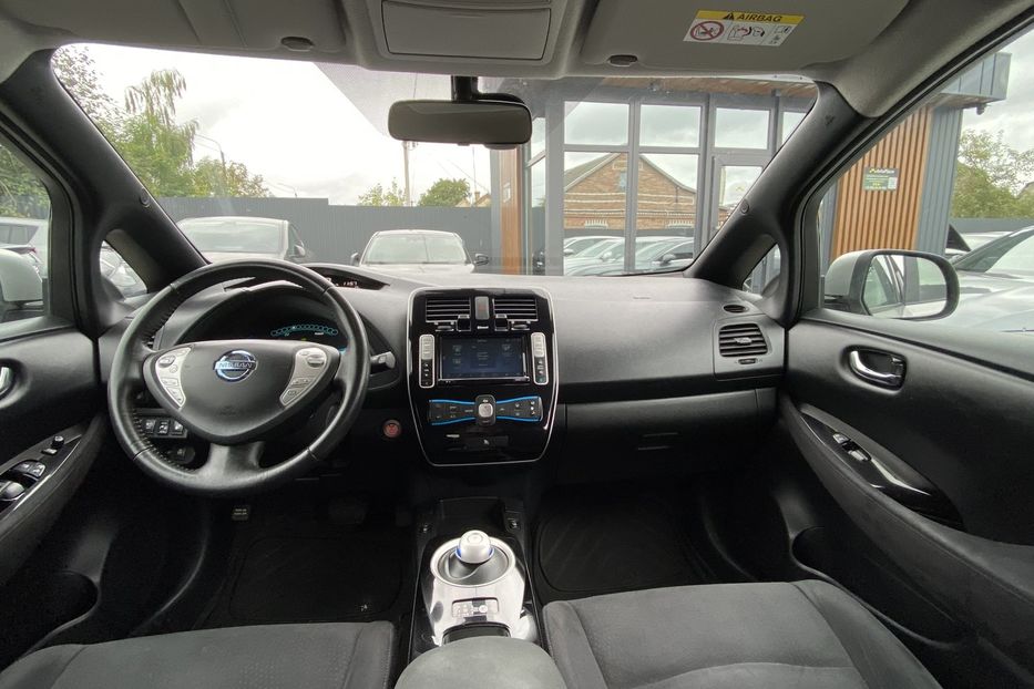 Продам Nissan Leaf 30квт 2017 года в Луцке